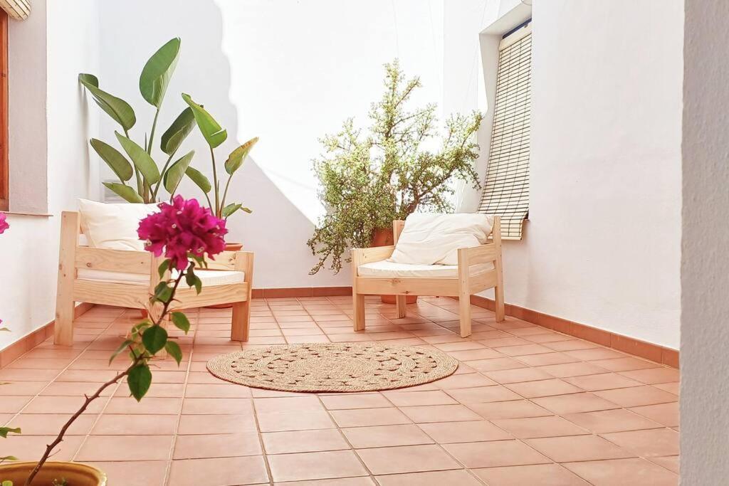 Serendipia: Tu Hogar En Este Blanco Pueblo Frigiliana Εξωτερικό φωτογραφία